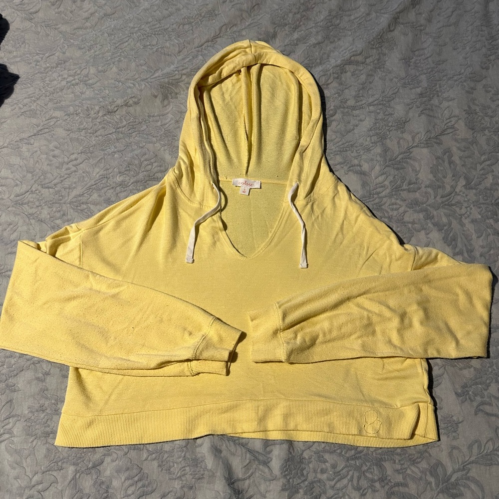 Women’s crop top hoodie